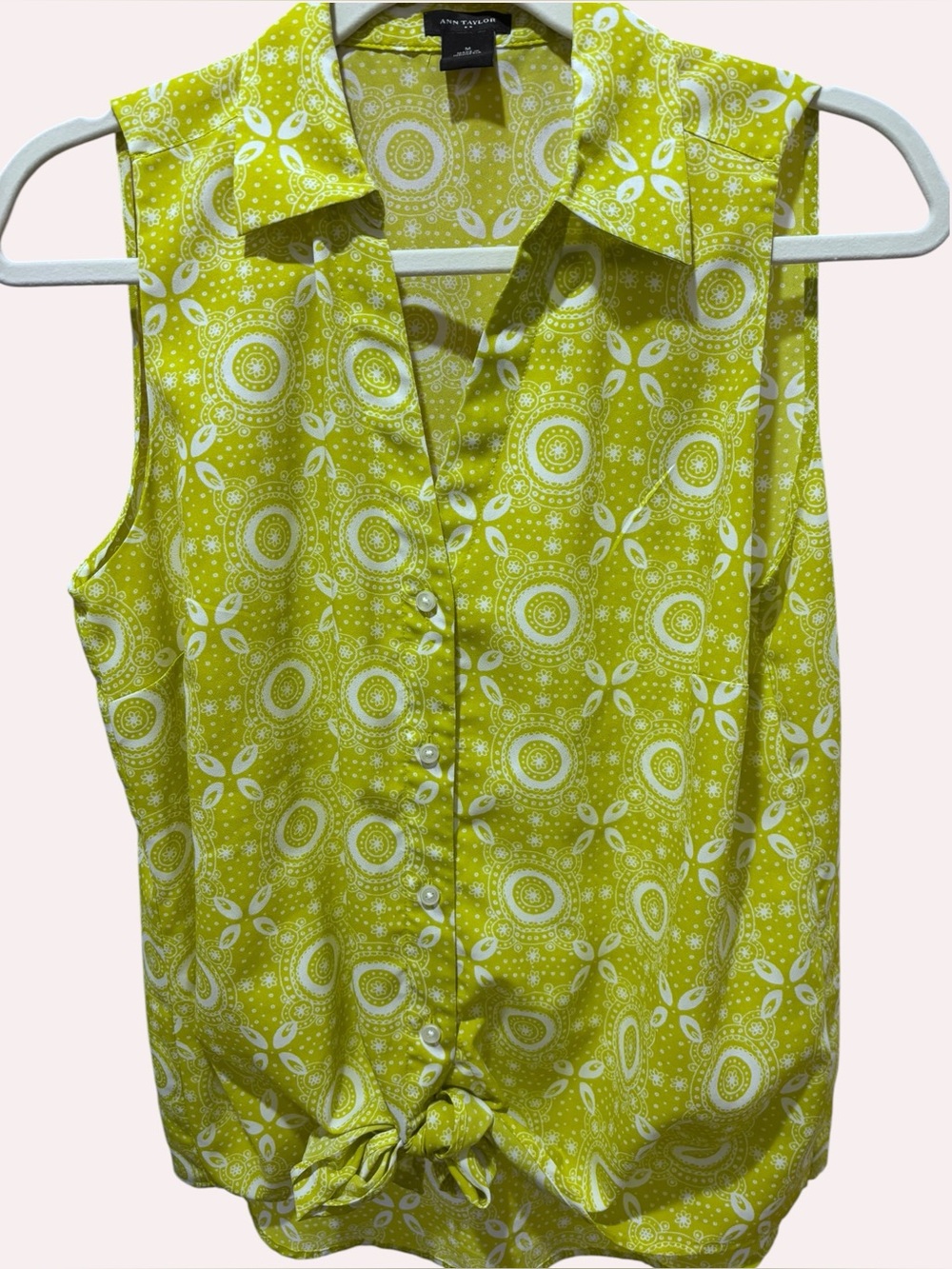 Ann Taylor sleeveless paisley floral button down tie front blouse medium